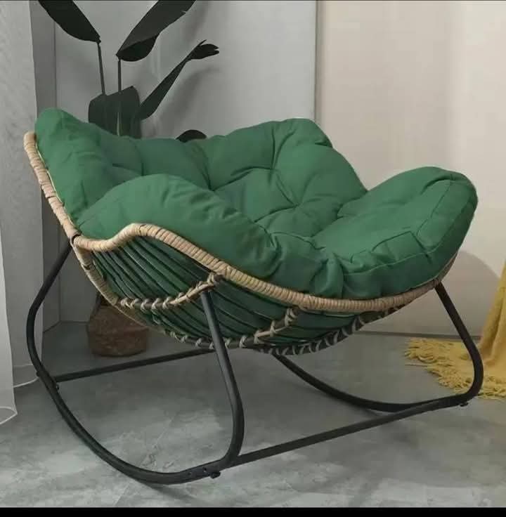 كرسي هزاز فاخر – تصميم مودرن