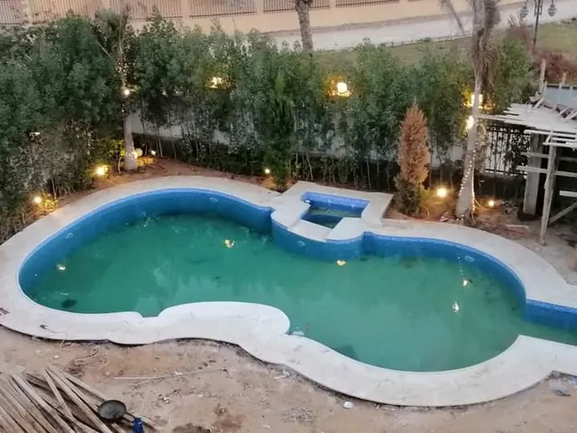حمامات سباحة — 28